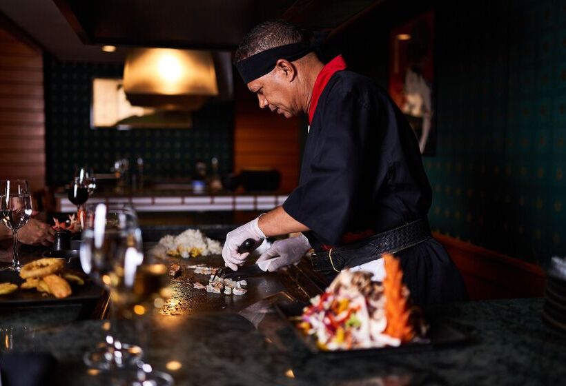 Sonesta St. George Hotel Convention Center