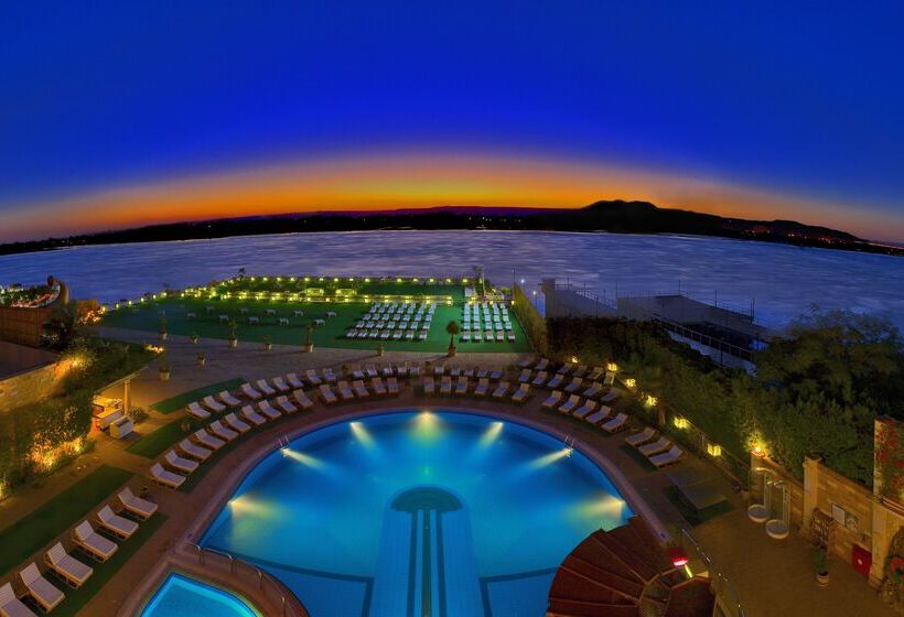 Sonesta St. George Hotel Convention Center