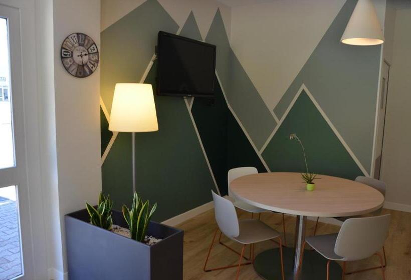 فندق The Originals City, Hôtel Amys, Tarbes Sud