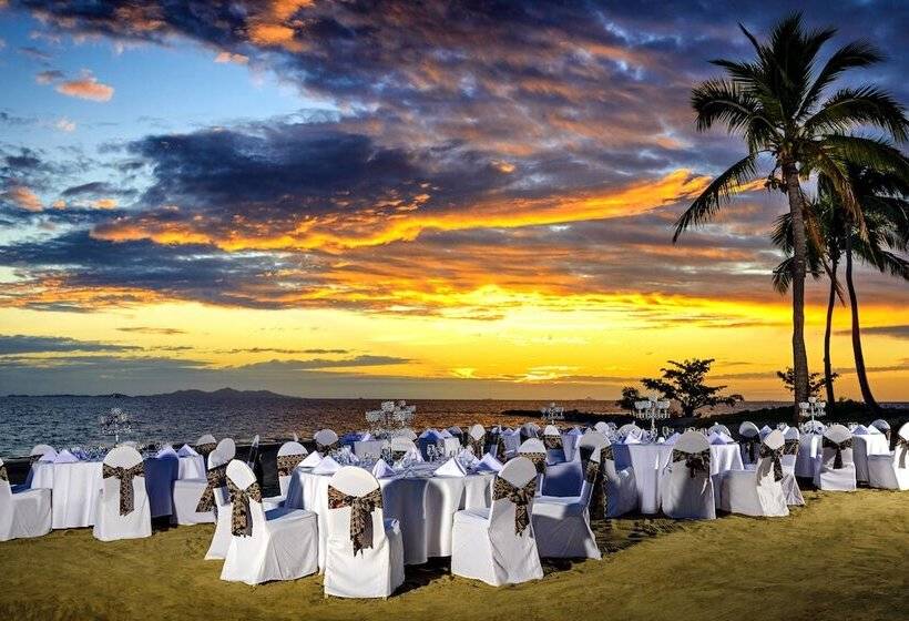 Sheraton Denarau Villas