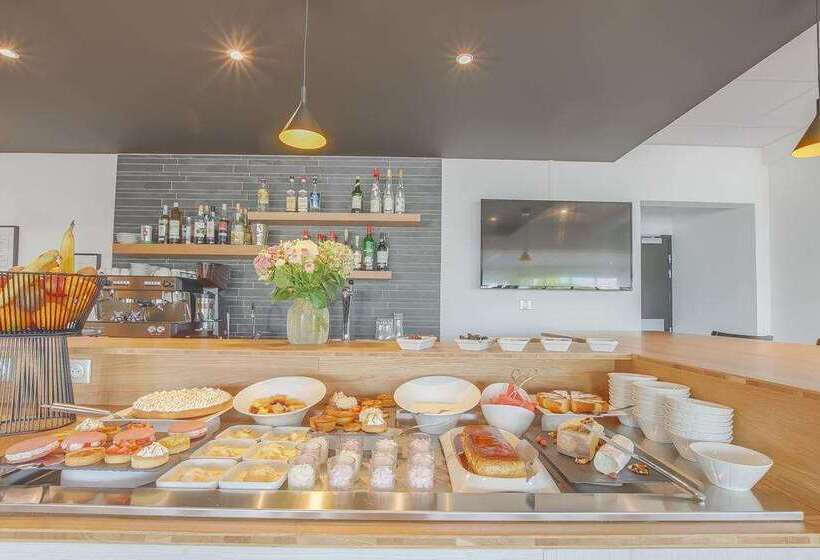 Brit Hotel Reims La Neuvillette