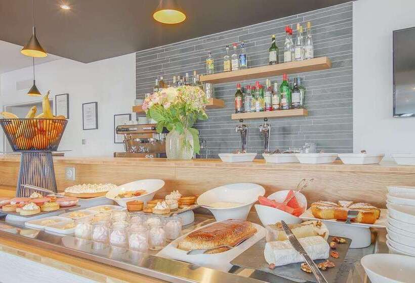 Brit Hotel Reims La Neuvillette