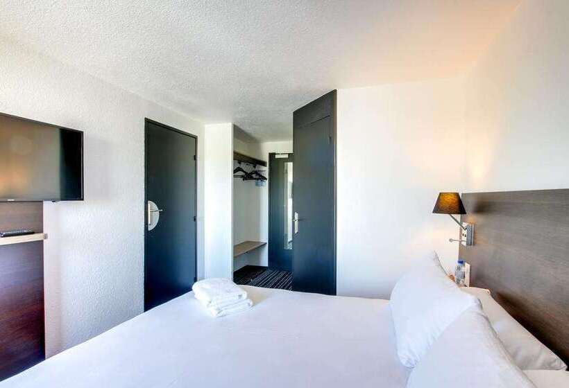 Brit Hotel Reims La Neuvillette