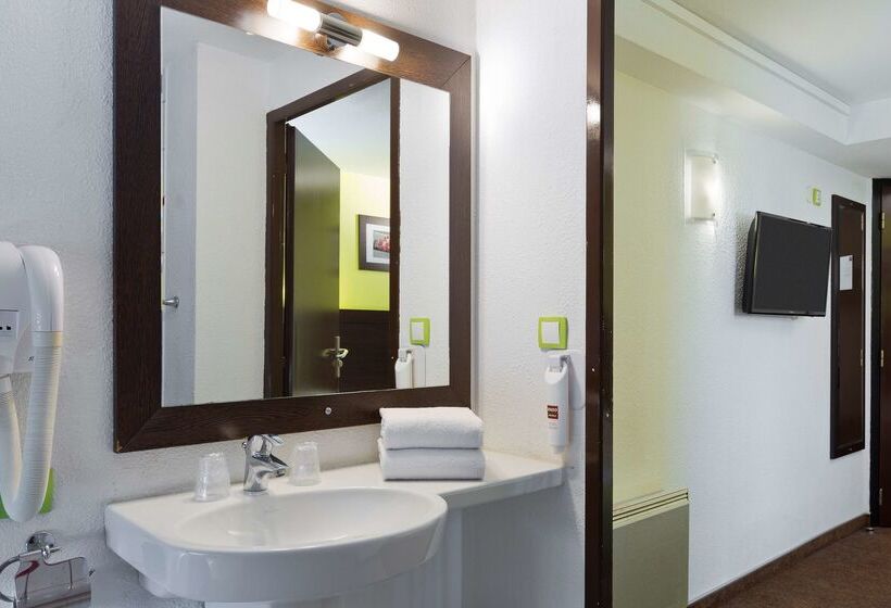 Enzo Hotels Pont A Mousson By Kyriad Direct