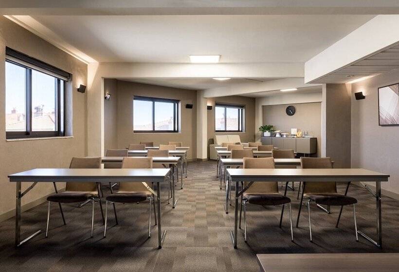 Ac Hotel By Marriott Nice