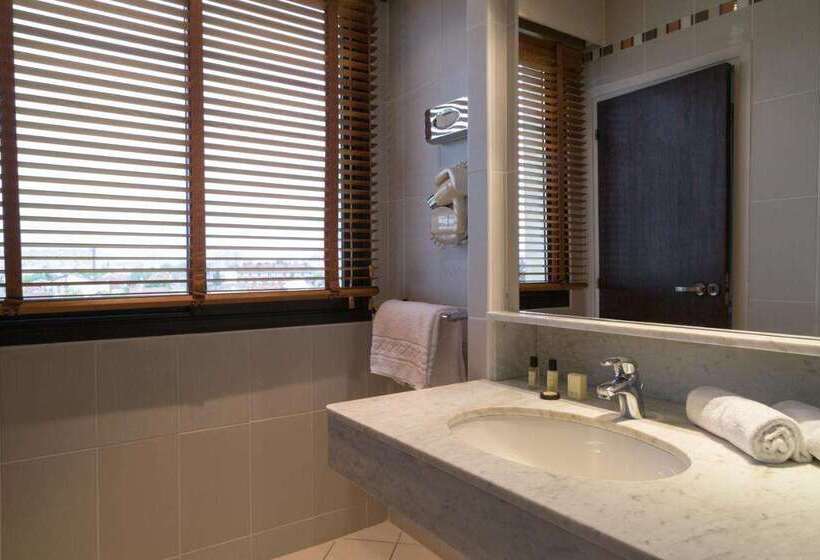 ホテル Albert 1er