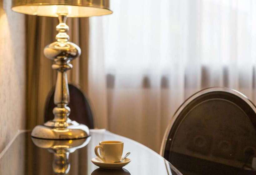 ホテル Albert 1er