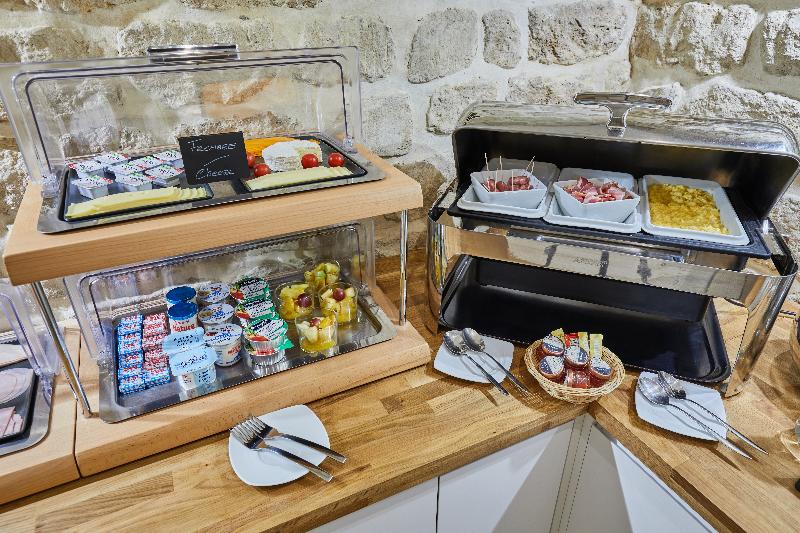 ホテル Berne Opera