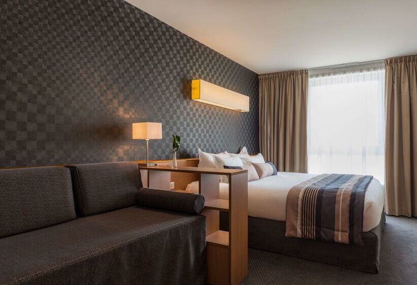 هتل Best Western Plus Paris Saclay