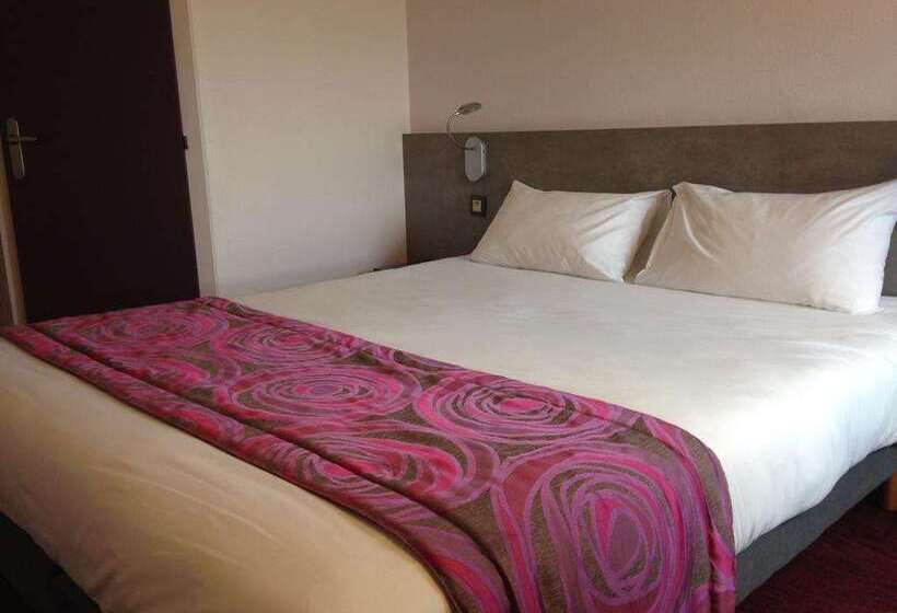 Brit Hotel Les Evens