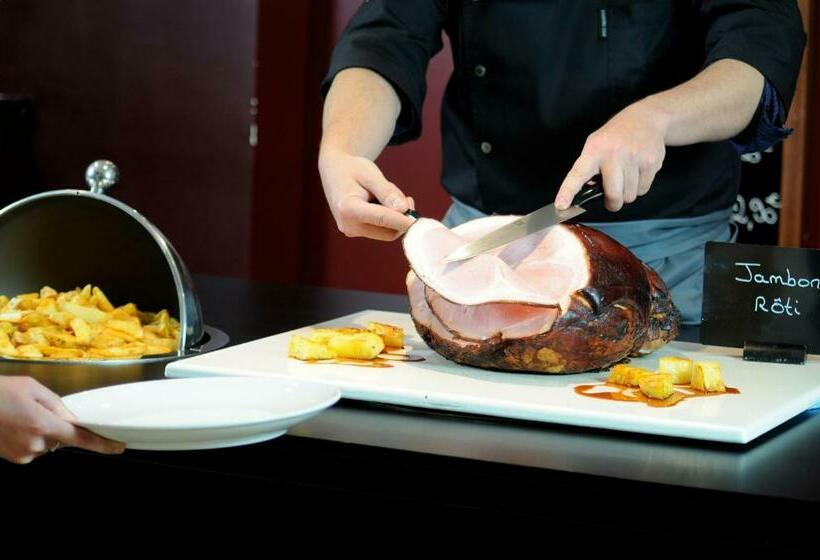 ホテル Campanile Prime Paris 19   La Villette