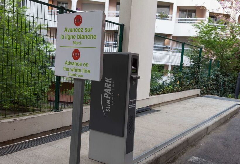 ホテル Campanile Prime Paris 19   La Villette