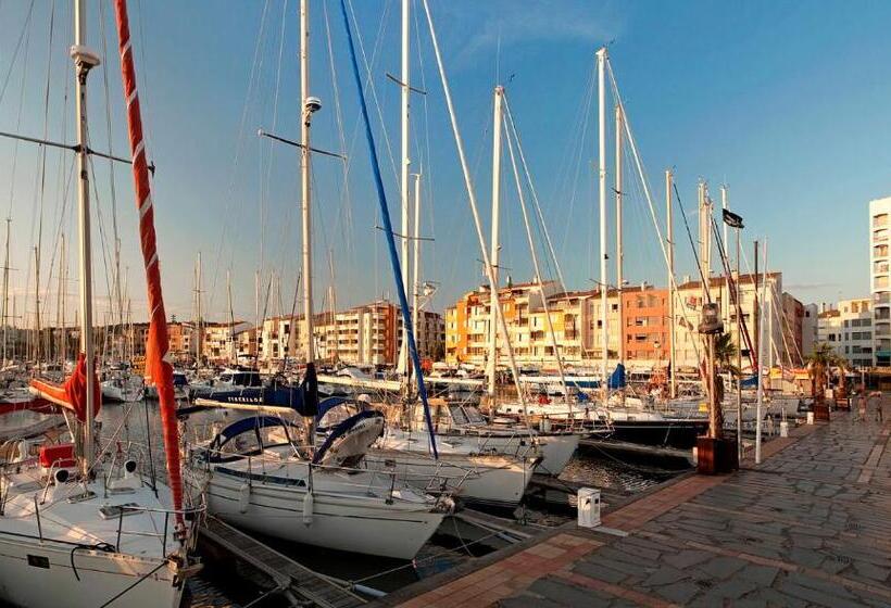 Отель Capao Beach