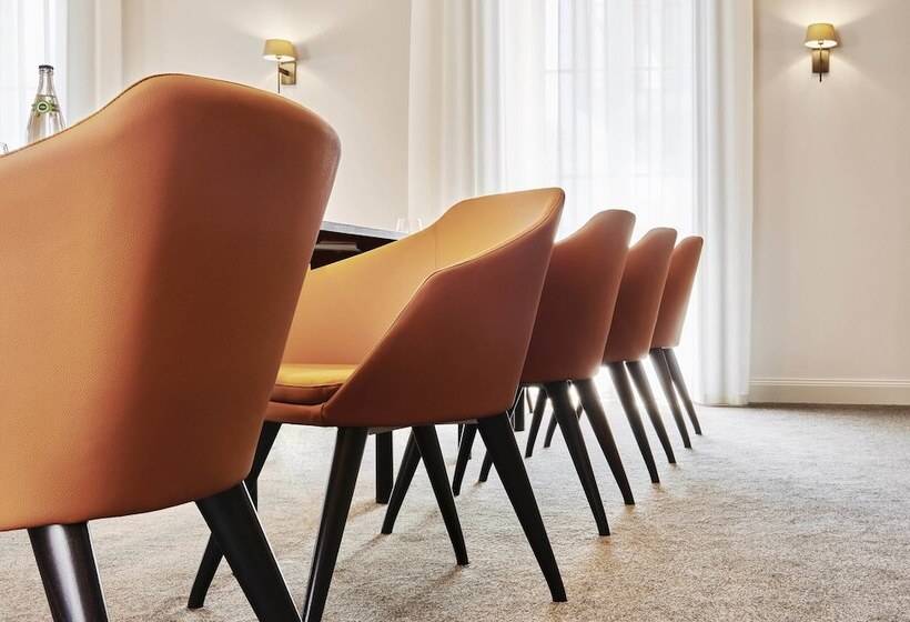 בית מלון כפרי Chateau Saintjean, Relais & Chateaux