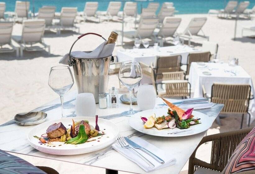 בית מלון כפרי Croisette Beach Cannes  Mgallery