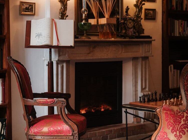 酒店 Demeure Castel Brando Hôtel & Spa