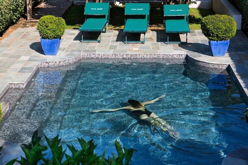 酒店 Demeure Castel Brando Hôtel & Spa