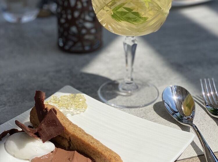 فندق Domaine De Rochebois & Spa Nuxe