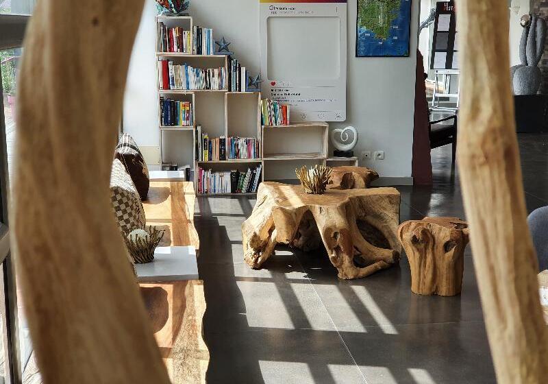 هتل Golfe Hôtel Porto Vecchio