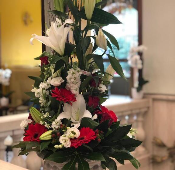 هتل Grand Hôtel D Espagne