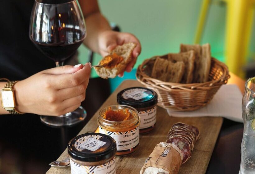 Greet Hotel Lyon Confluence