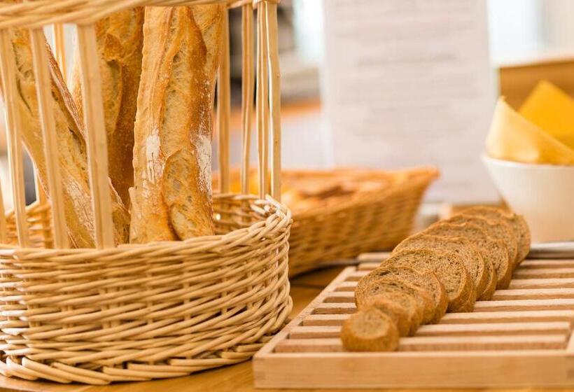 בית מלון כפרי Helios