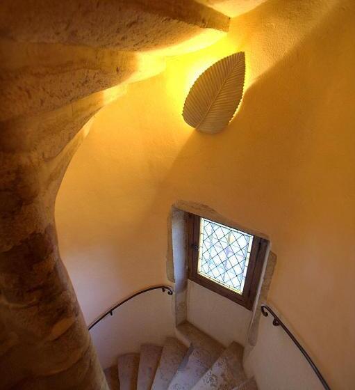 호텔 Hostellerie Du Vieux Perouges