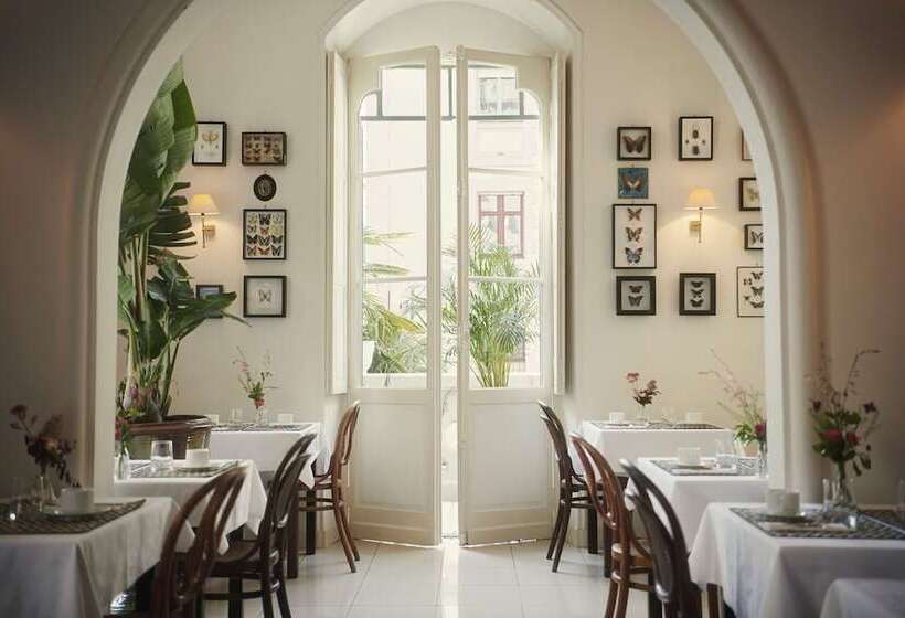 ホテル Hôtel Bristol Pau