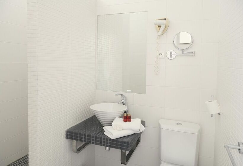 ホテル Hôtel Bristol Pau