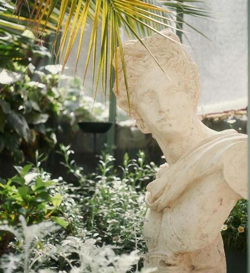 ホテル Hôtel Bristol Pau