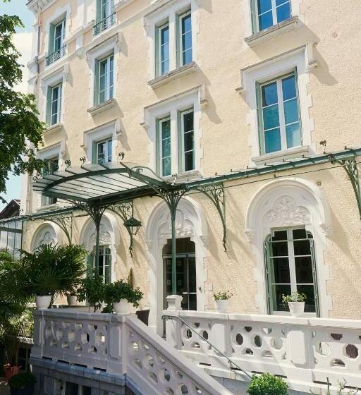 ホテル Hôtel Bristol Pau