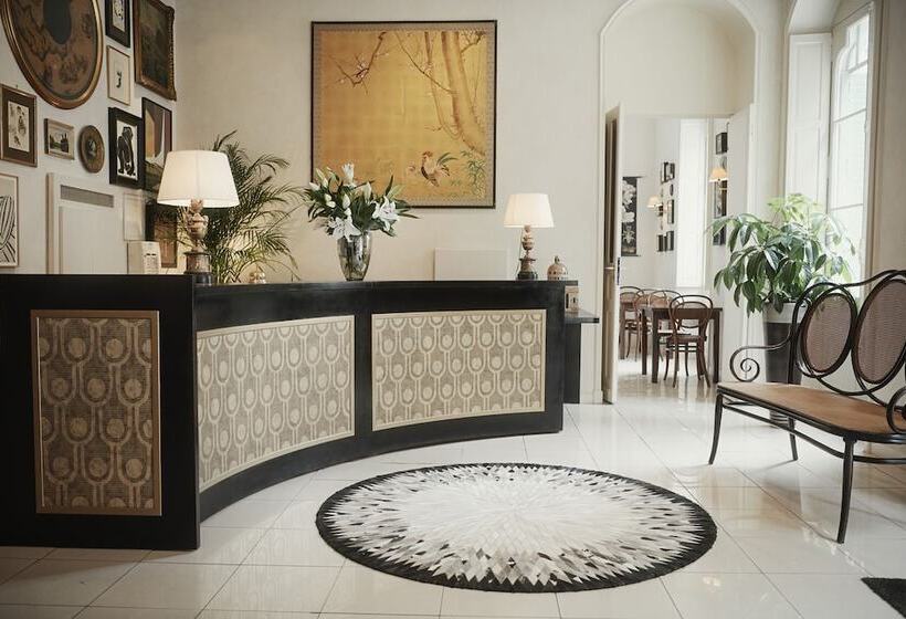 ホテル Hôtel Bristol Pau