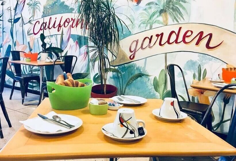 호텔 Hôtel California