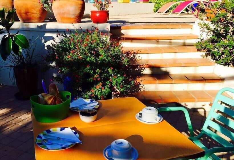 호텔 Hôtel California