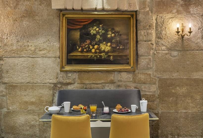 ホテル Hôtel Ducs De Bourgogne