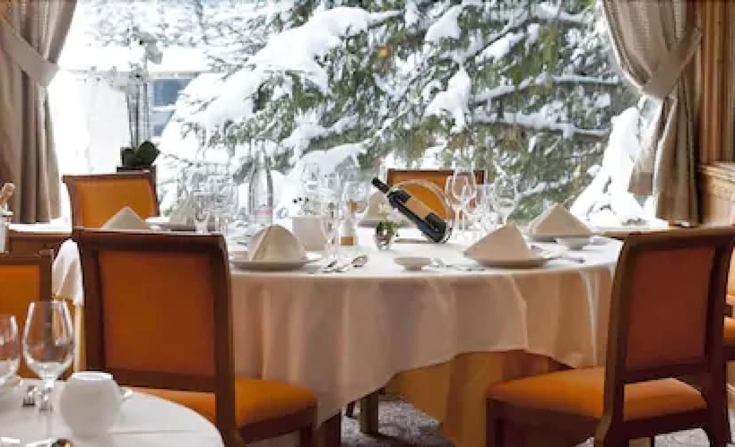 בית מלון כפרי Hôtel Les Sherpas