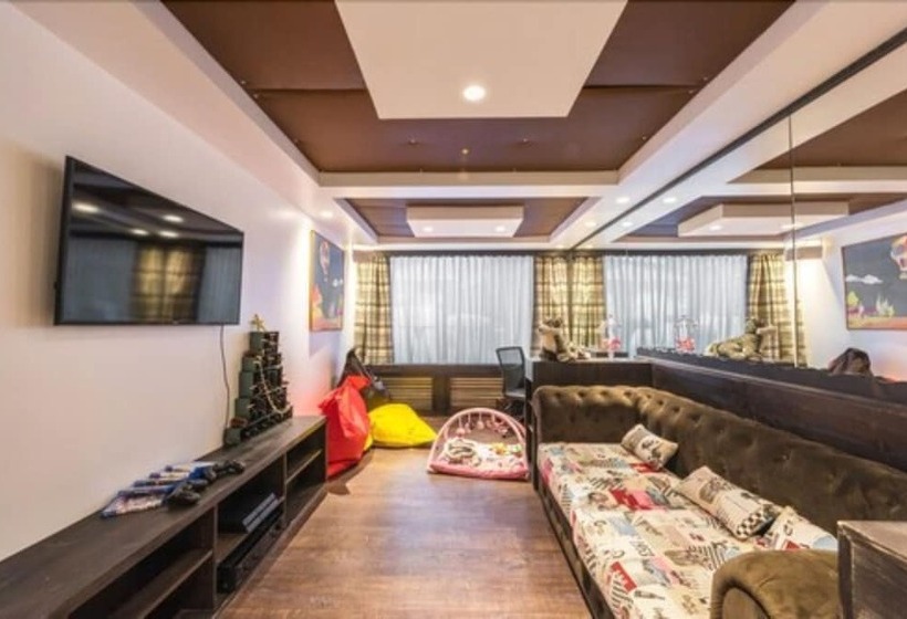 בית מלון כפרי Hôtel Les Sherpas