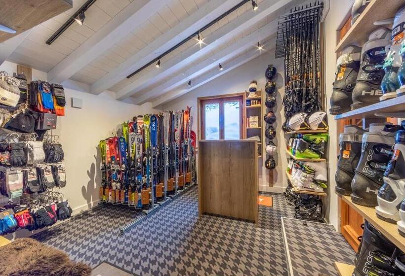 בית מלון כפרי Hôtel Les Sherpas