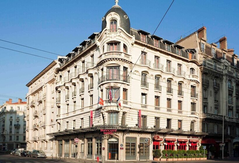 هتل Hôtel Mercure Lyon Centre Brotteaux