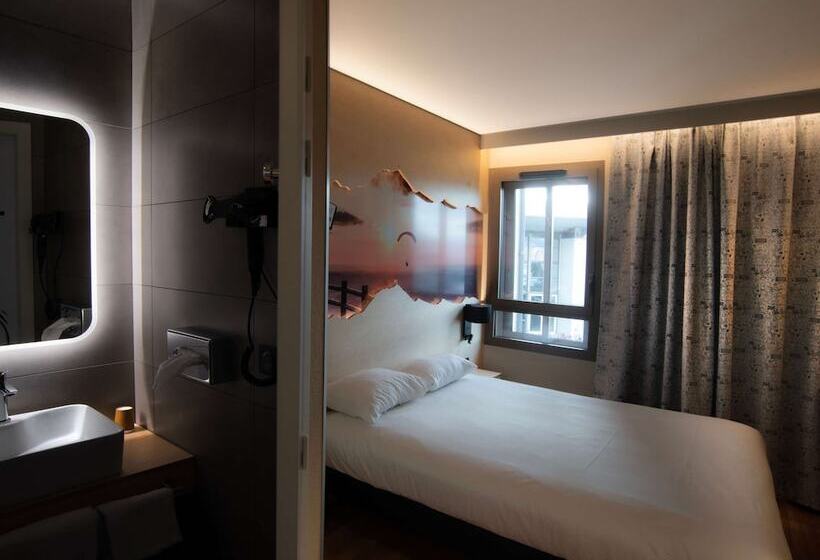 فندق Ibis Styles Clermont Ferrand Aéroport