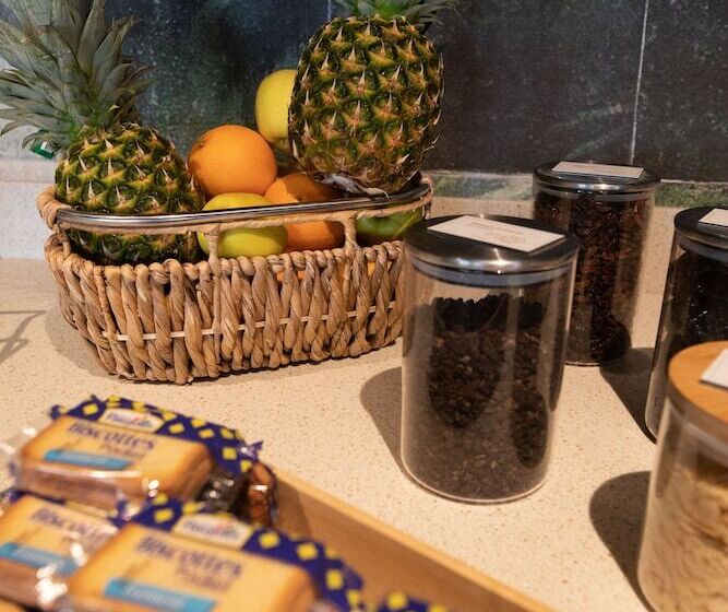 فندق Ibis Styles Clermont Ferrand Aéroport