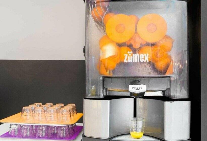 ホテル Ibis Styles Paris Gare De L Est Chateau Landon