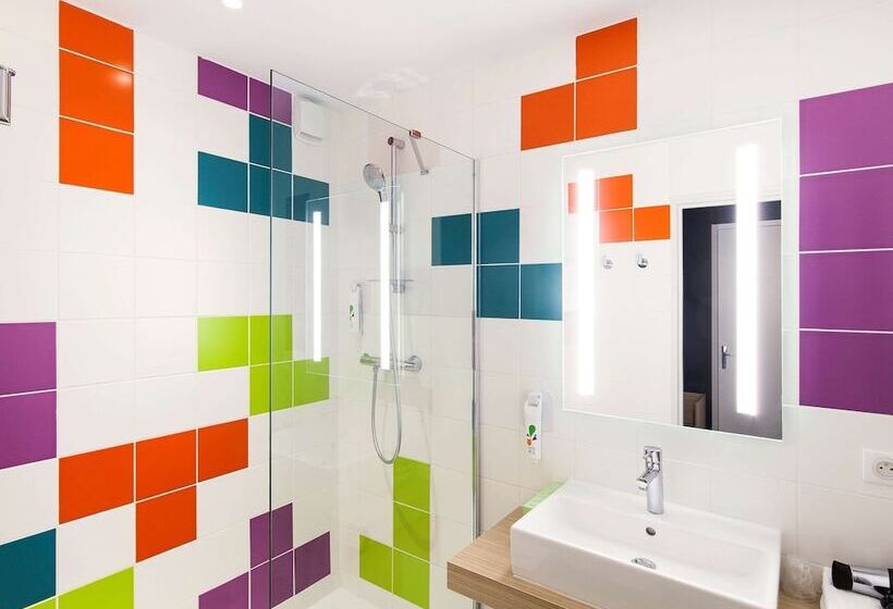 בית מלון כפרי Ibis Styles Poitiers Nord
