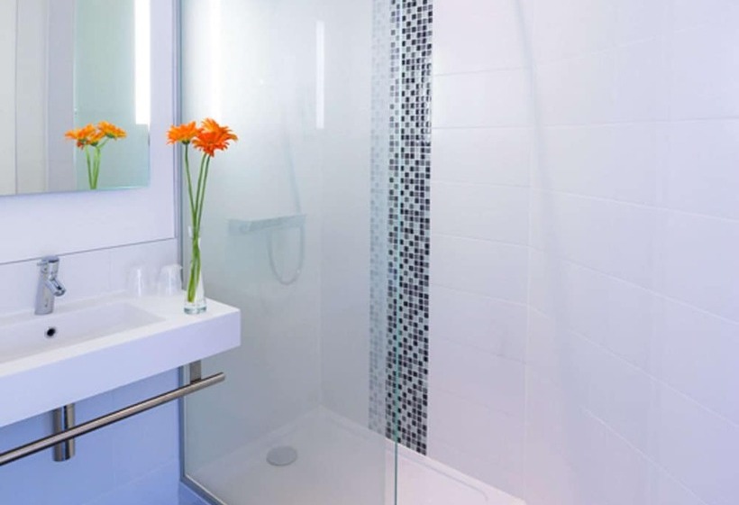 Отель Ibis Styles Strasbourg Centre Petite France