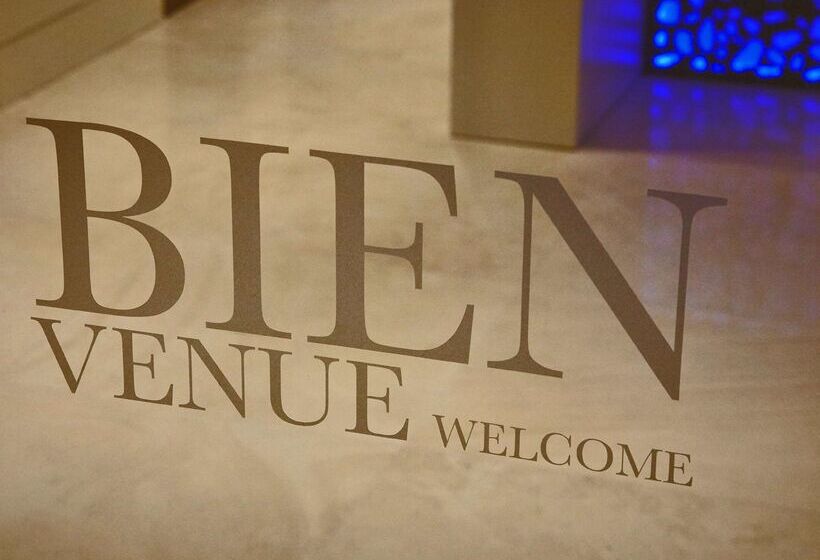 فندق Kyriad Paris Ouest   Bezons La Défense