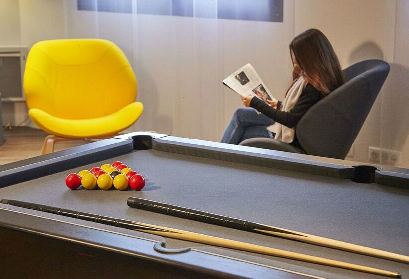 فندق Kyriad Paris Ouest   Bezons La Défense