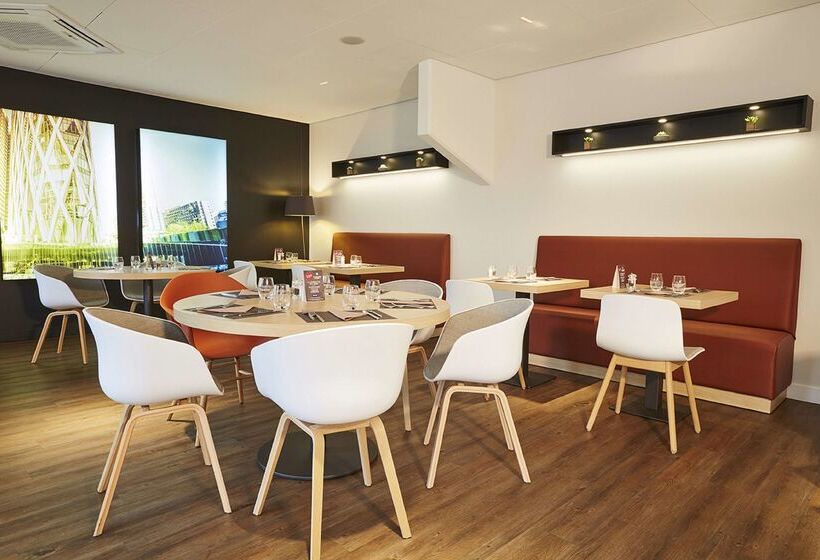 فندق Kyriad Paris Ouest   Bezons La Défense