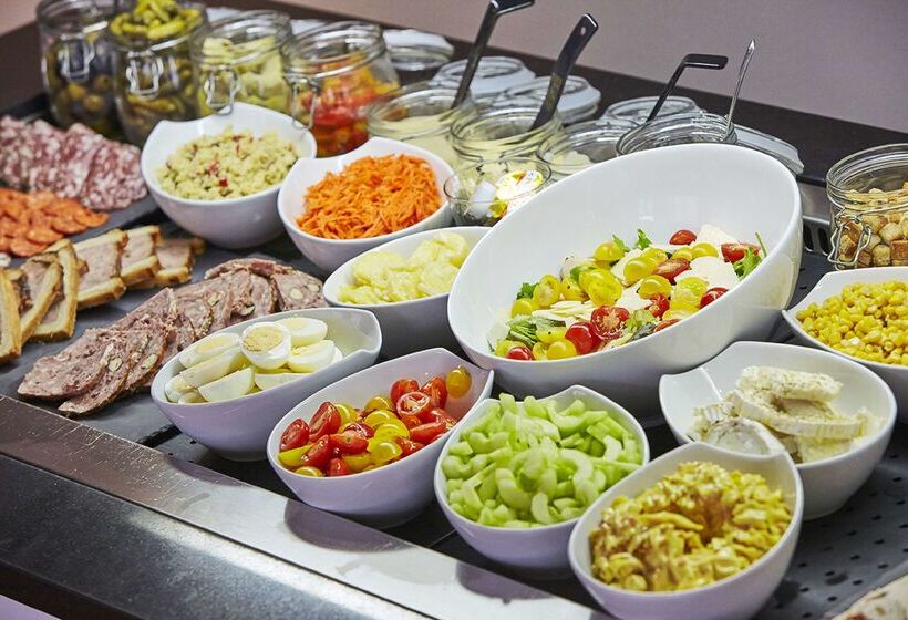 ホテル Kyriad Paris Ouest   Bezons La Défense