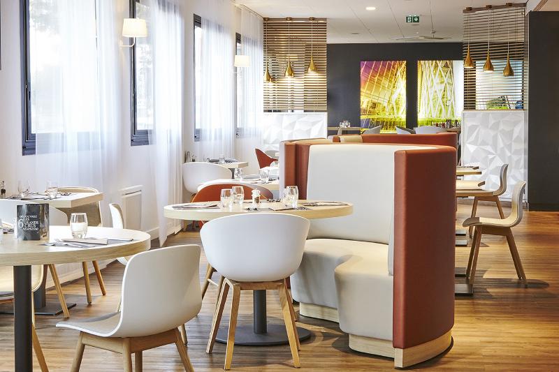 ホテル Kyriad Paris Ouest   Bezons La Défense