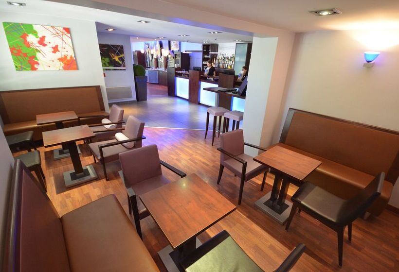 هتل Kyriad Dijon Est  Mirande